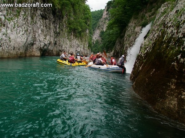Rafting po rijeci Neretva rafting camac P6242306